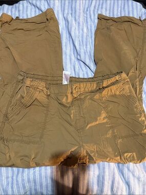 Women’s Lightweight Tan Cargo Pants